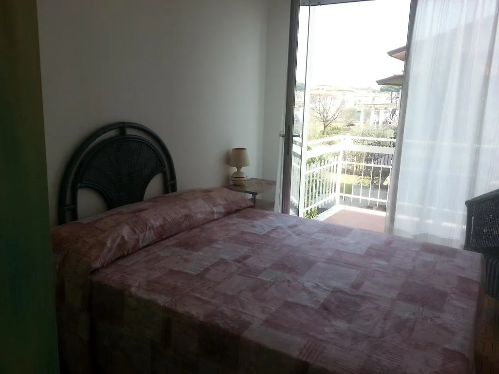 A Casa Di Ely Apartment Lido di Camaiore