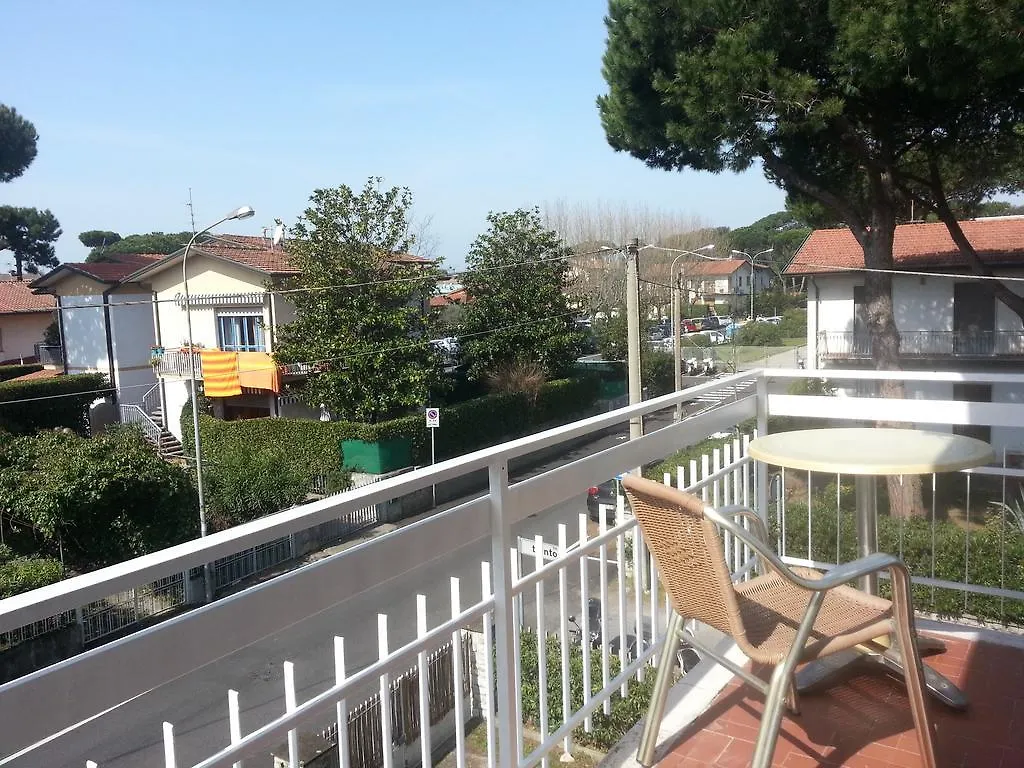 A Casa Di Ely Apartment Lido di Camaiore 0*,