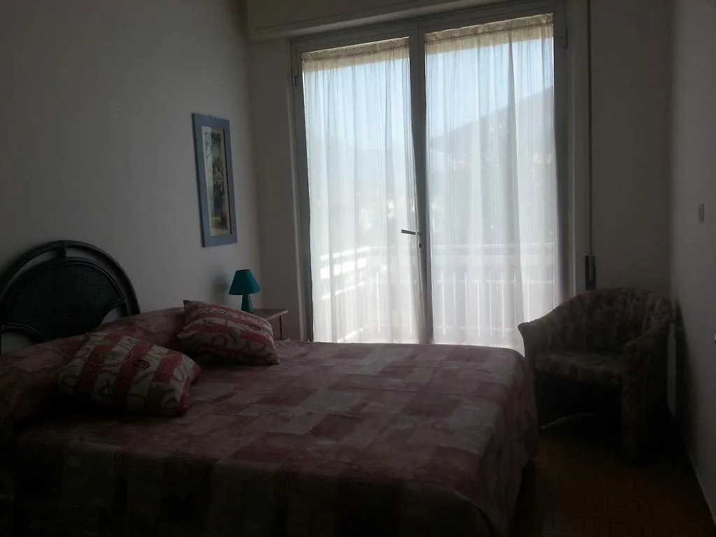 A Casa Di Ely Apartment Lido di Camaiore Italy