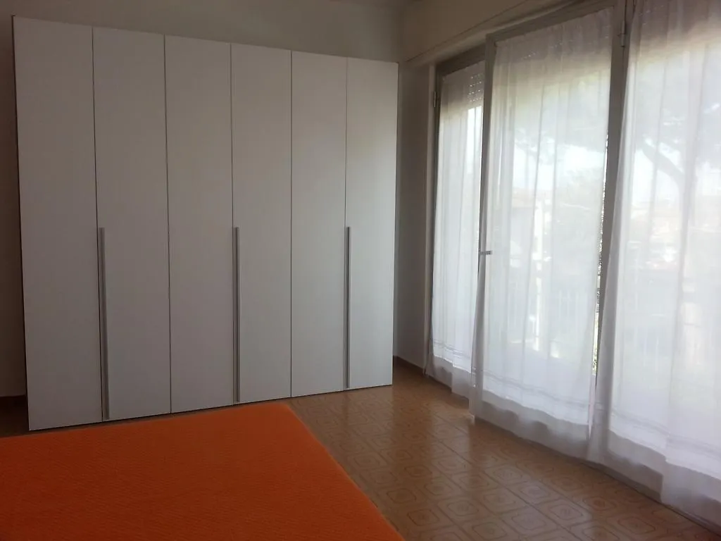 A Casa Di Ely Apartment Lido di Camaiore 0*,