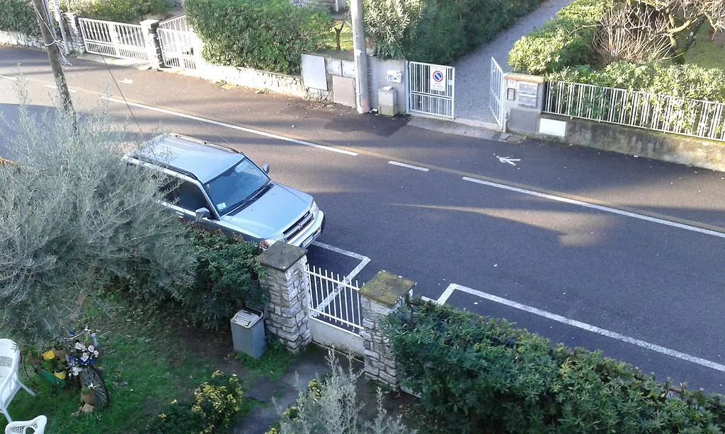 A Casa Di Ely Apartment Lido di Camaiore